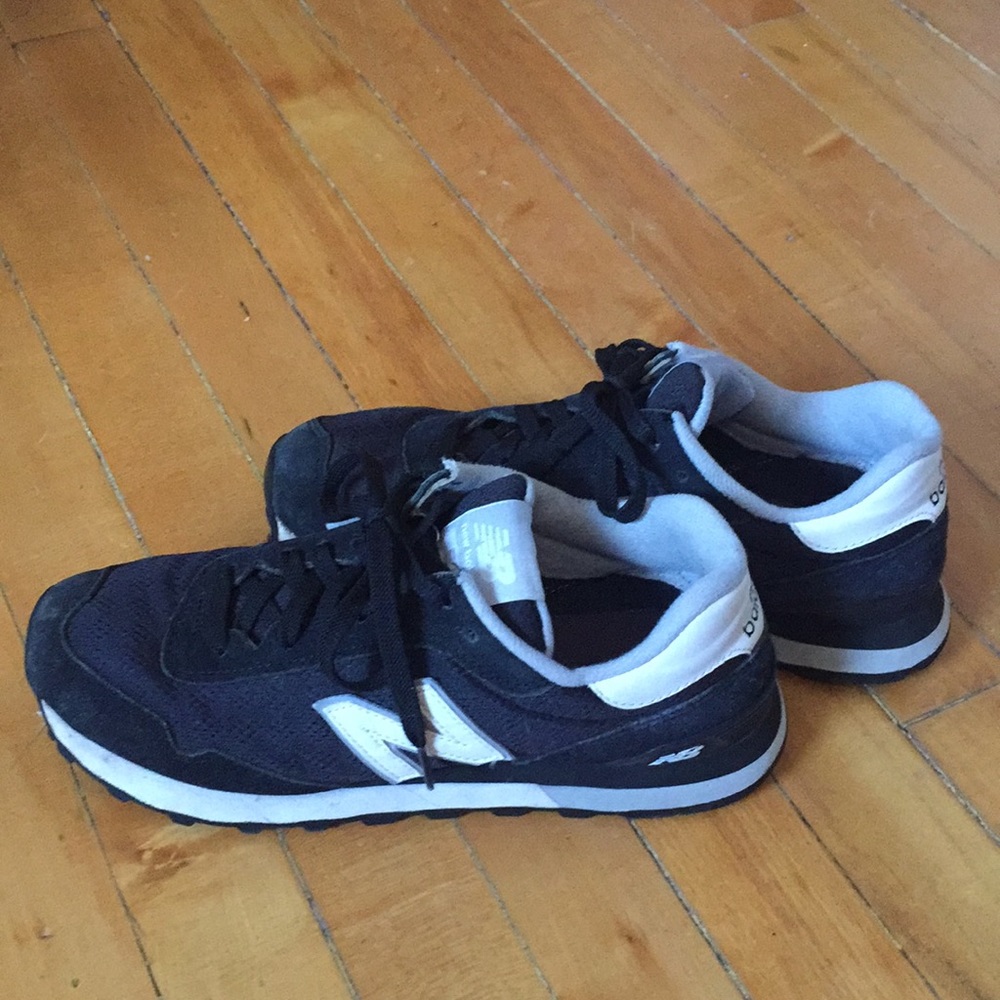 New Balance Black Sneakers